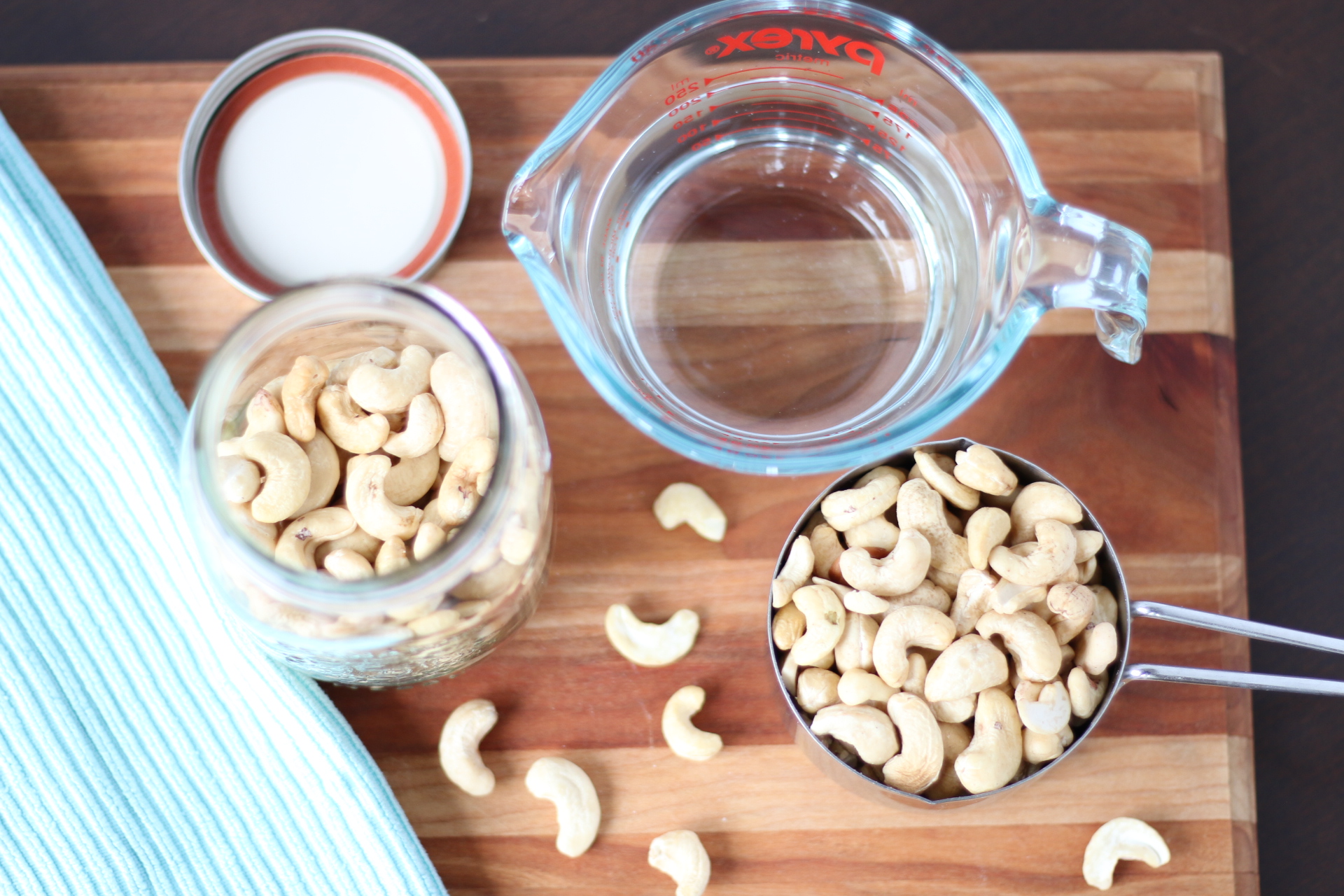 cách làm sữa chua hạt điều